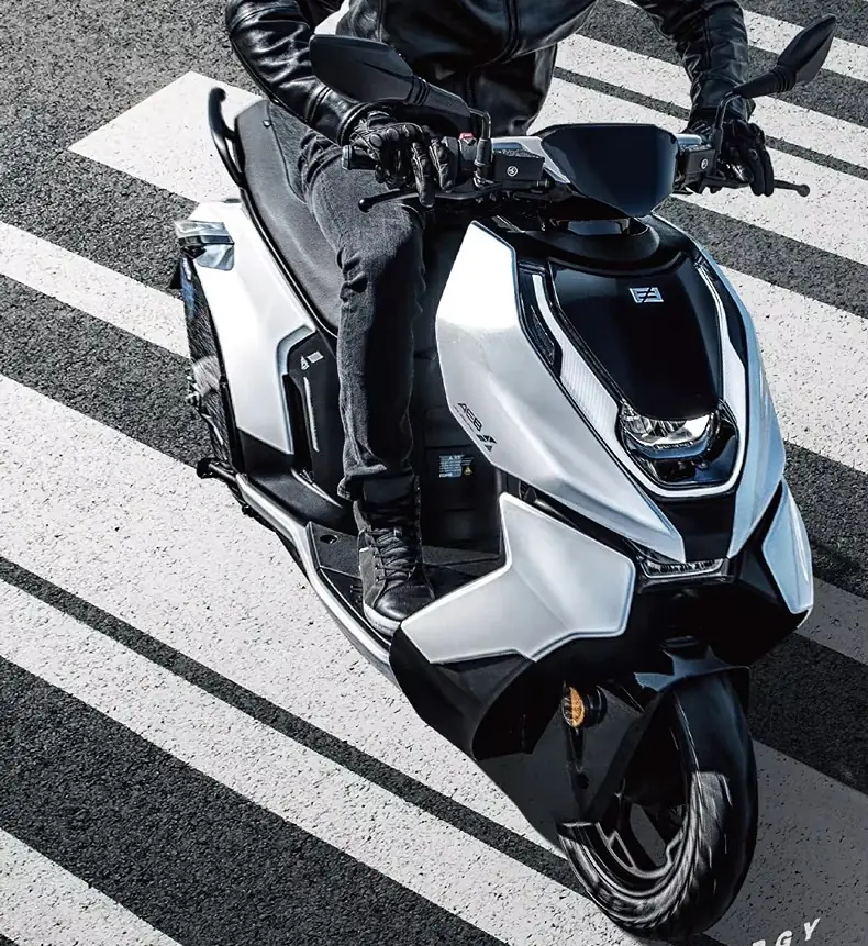 【Sport Fashion】JH Strong Power High Speed 2000W Electric Motorcycle Motorbike | 72V Battery | 200km Long Range